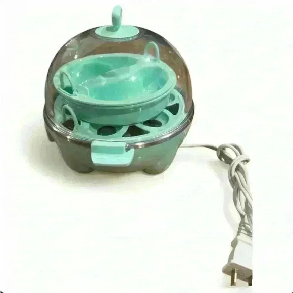 DASH Egg Cooker - Like New - Picture 7 of 8